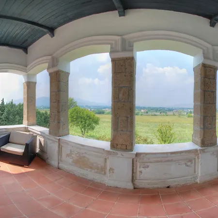 Quali sono i migliori hotel vicino a Azienda Agricola Meoli?-3